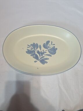 Pfaltzgraff Yorktowne Oval Serving Platter 13.5"x9.5"